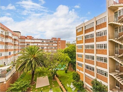 Apartment For Sale In Killarney, Johannesburg