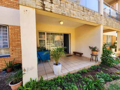 Apartment For Sale In Manaba Beach, Margate