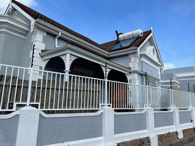 House For Sale In Claremont, Cape Town