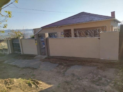 House For Sale In College Hill, Uitenhage