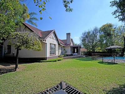 House For Sale In Kew, Johannesburg