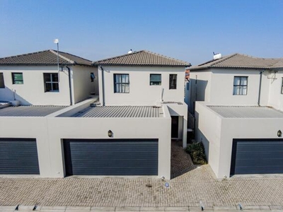 House For Sale In Parklands North, Blouberg