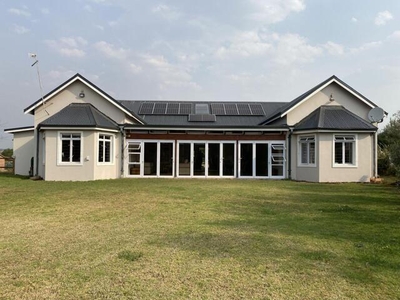 House For Sale In River Goose Estate, Howick