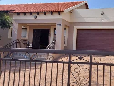 Townhouse For Sale In Boschdal, Rustenburg