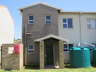 Townhouse For Sale In Emerald Heights, Port Alfred