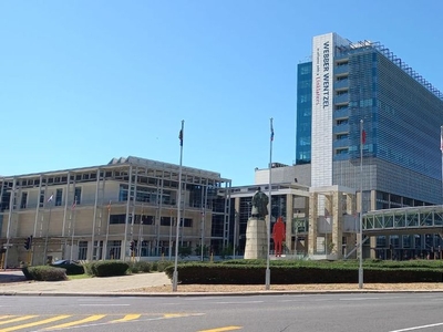 561m² Office To Let in Convention Towers, Foreshore