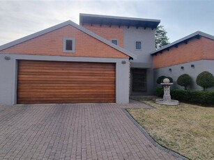 3 Bed Townhouse in Waterval East