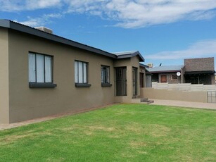 4 Bedroom House For Sale in Keidebees