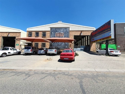 1100 m² Industrial space in Robertsham