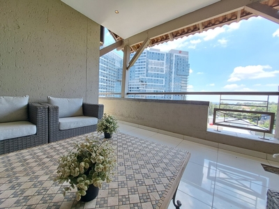 2 Bedroom Penthouse To Let in Morningside