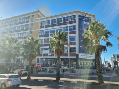 235m² Office To Let in 79 On Roeland, Gardens