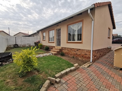 3 Bedroom House Sold in Cosmo City