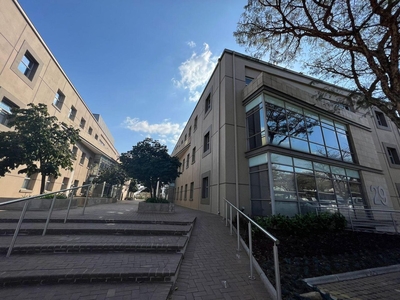 366m² Office To Let in Woodmead