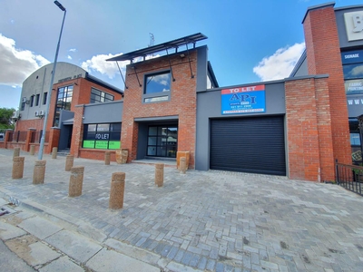 420m² Office To Let in Maitland