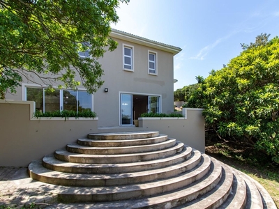 5 Bedroom House For Sale in Port Alfred Central