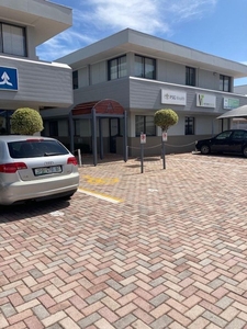 Commercial property to rent in Greenacres - 277-281 Cape Road - 143.86m²
