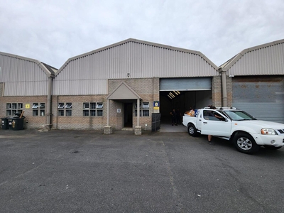 Industrial property to rent in Montague Gardens - 3 Marconi Road