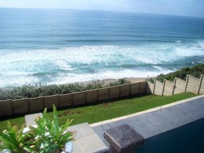 Prime View Beach House in Bluff - Durban