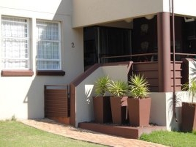 Town house to rent in breaunanda - available immediately - Krugersdorp