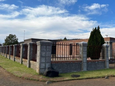 2 Bedroom house for sale in Botshabelo, Bloemfontein