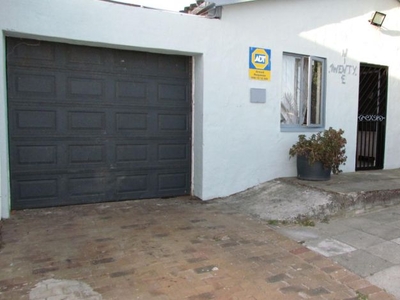 3 Bedroom house for sale in Pelican Park, Cape Town
