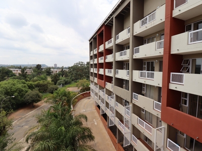 2 Bedroom Apartment for sale in Universitas | ALLSAproperty.co.za