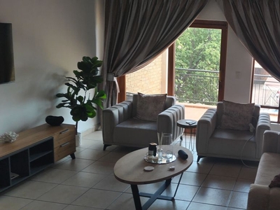2 Bedroom Flat To Let in Sonneveld