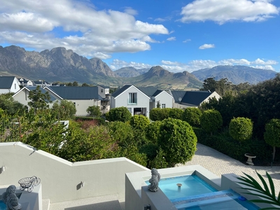 3 Bedroom Freehold For Sale in Franschhoek