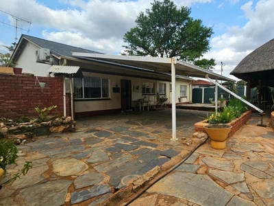 3 Bedroom house for sale in Silverton, Pretoria