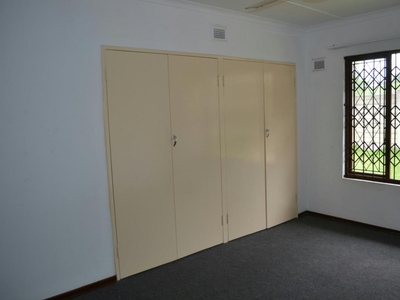 3 bedroom townhouse to rent in Veldenvlei