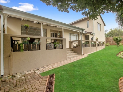 4 Bedroom Freehold Sold in Kloofendal
