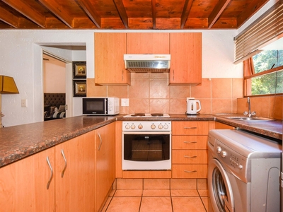 Apartment For Sale in Douglasdale