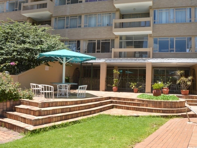 Apartment For Sale in Parktown
