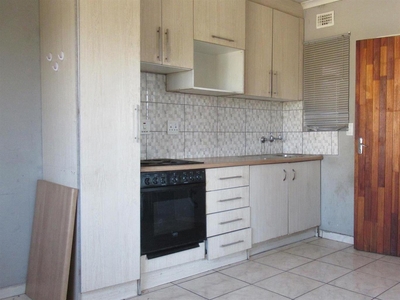 Apartment For Sale in Roodepoort