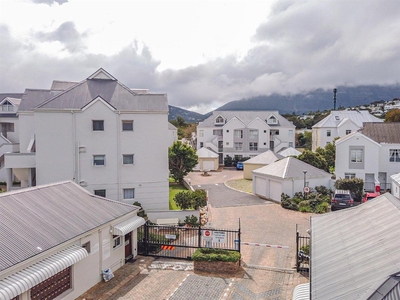 Apartment Rental Monthly in Hout Bay Central