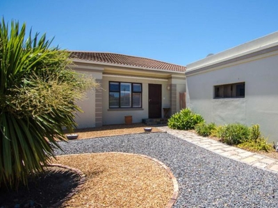 House for sale in Heritage Park, Somerset West