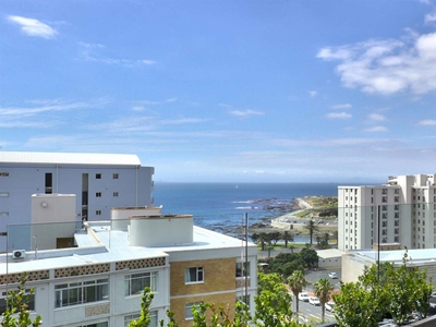 Penthouse For Sale in Sea Point