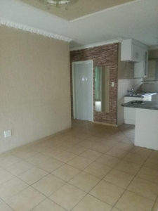Townhouse For Sale in Elspark Ext 4
