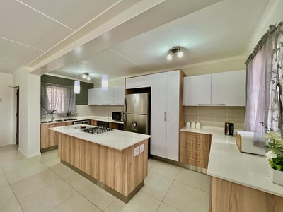 2 Bed Apartment/Flat For Rent Modderfontein Modderfontein