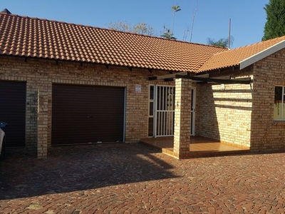 2 Bedroom Townhouse To Let in Flamwood
