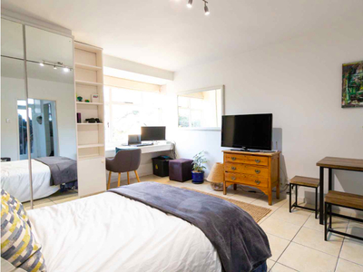 Apartment Rental Monthly in Green Point