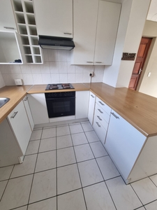 Modern 2 Bedroom Apartment for sale in Parow North