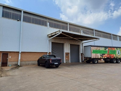 Warehouse / Factory / Office To Let In Clayville, Olifantsfontein / R21