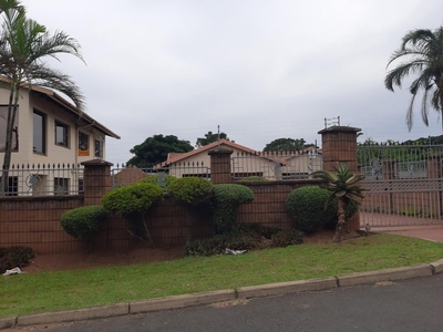 5 Bedroom House For Sale in Isipingo Rail
