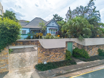 5 Bedroom House For Sale in Musgrave