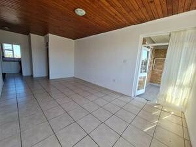 2 Bed Apartment in Boston - Cape Town