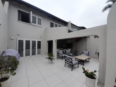 3 Bedroom Townhouse to rent in Umhlanga Central