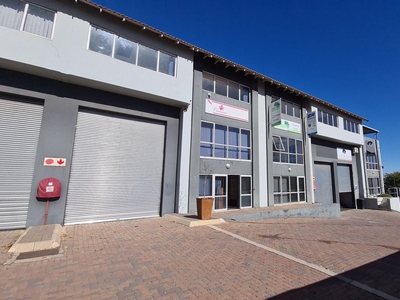 455m² Warehouse For Sale in Halfway House