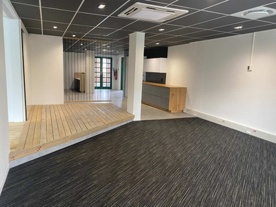 Office to Let in Claremont