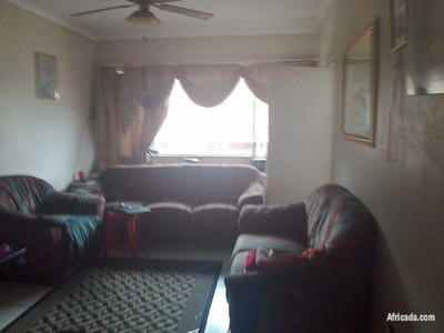 One & Half bed with UC parking, close to Glenwood Village